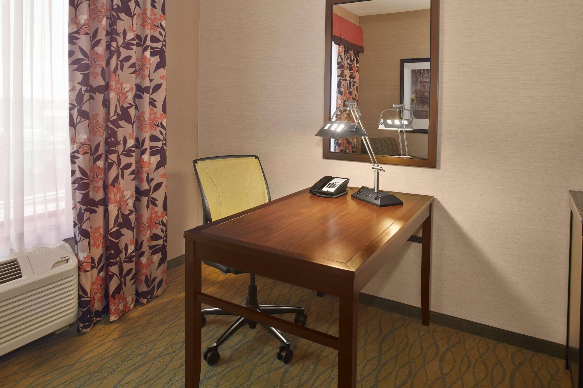 Hilton Garden Inn Akron Exterior foto